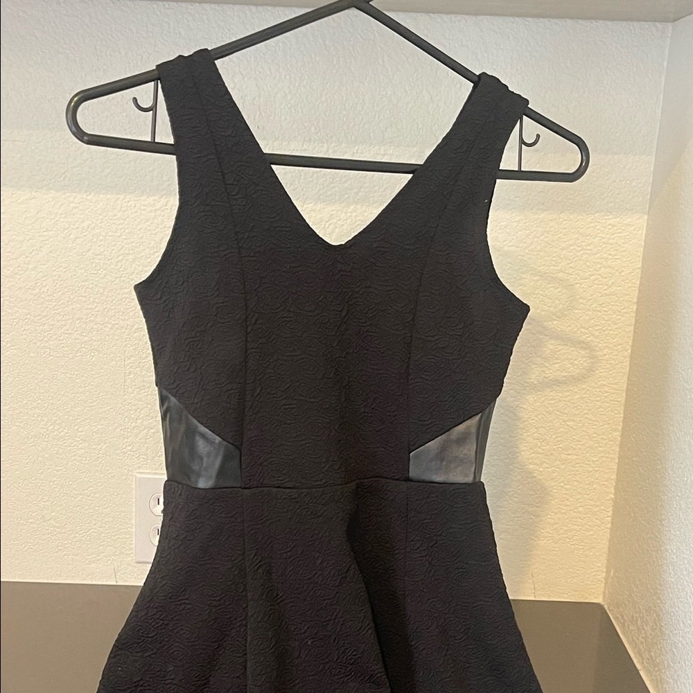Black dress girls 8 Elisa B